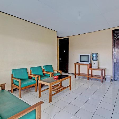 Oyo 92761 Hotel Sendang Asri Wonogiri Exterior foto
