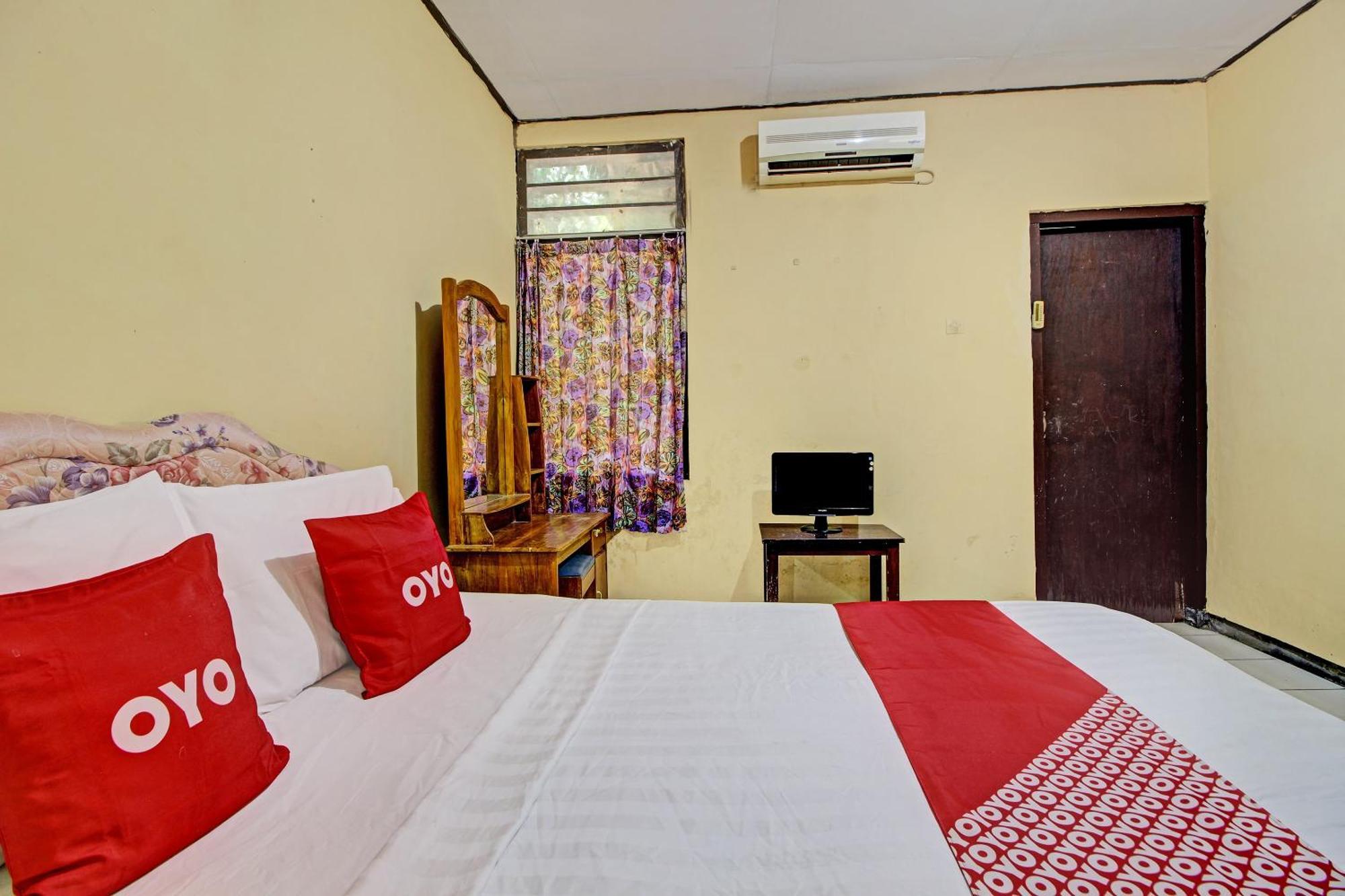 Oyo 92761 Hotel Sendang Asri Wonogiri Exterior foto